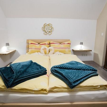 Christian Haus Sibiu Hotell Exteriör bild